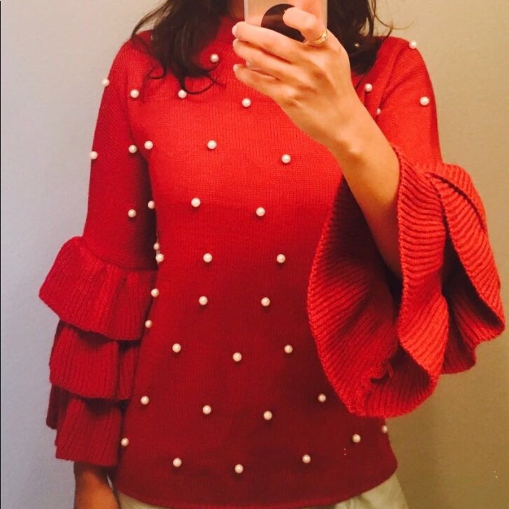 New layered ruffled sleeved jumper